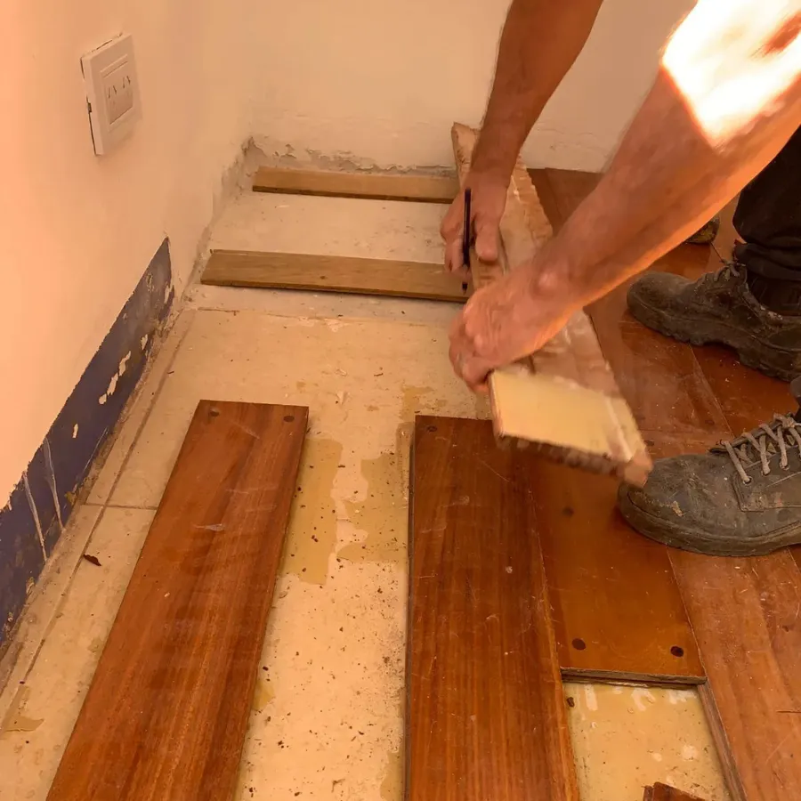 Pulidos de piso de madera e hidrolaqueado