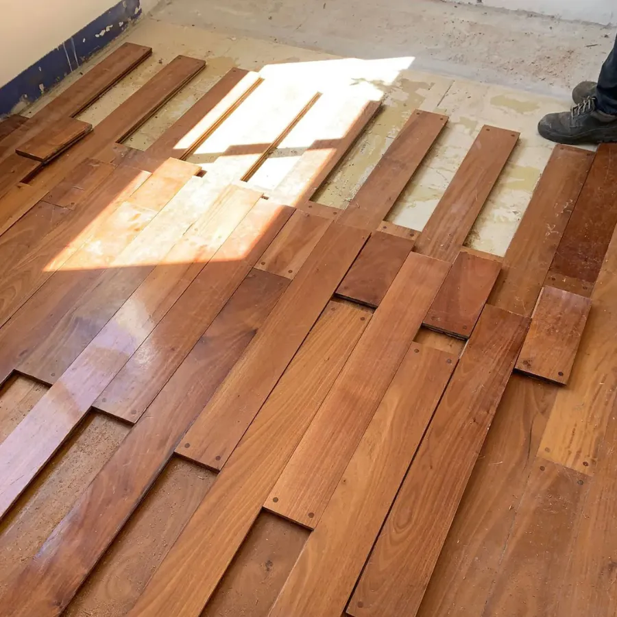 Pulidos de piso de madera e hidrolaqueado