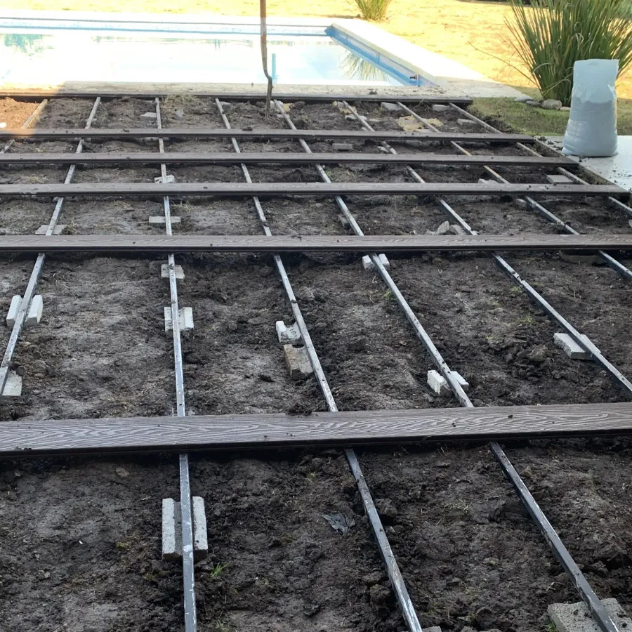 Retiro moquete y recuperación de piso de madera