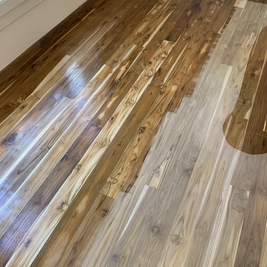 Pulido de piso de madera e hidrolaqueado