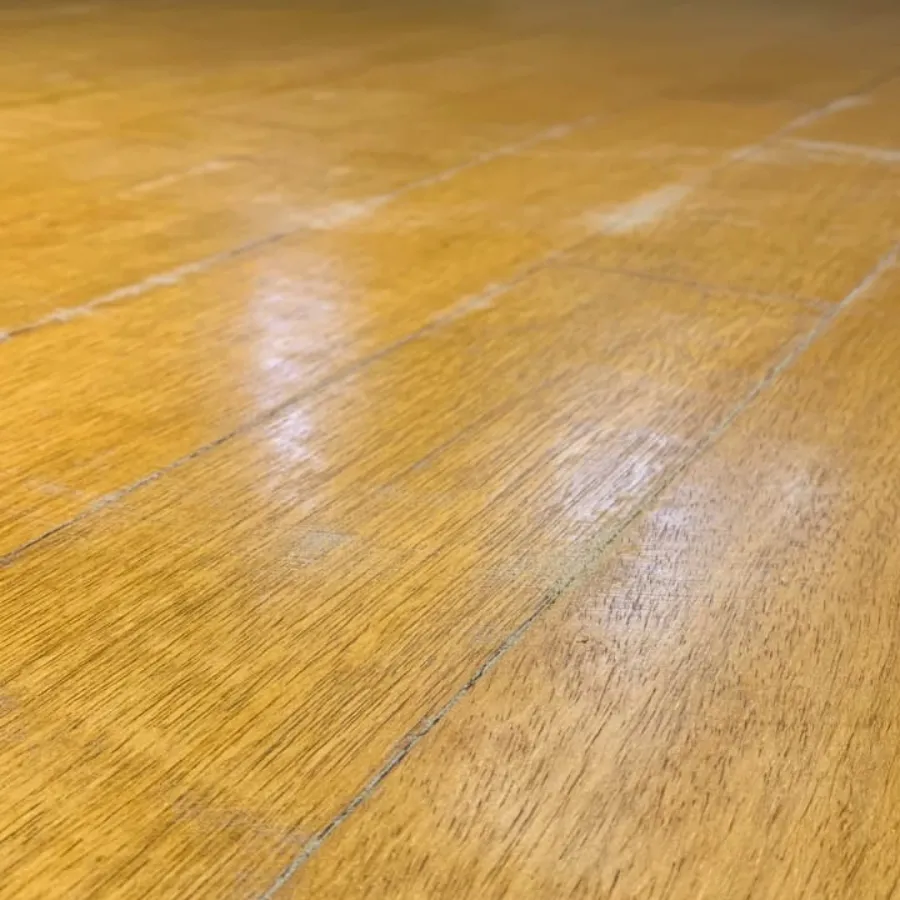 Sellado de juntas. Pulido de piso de madera. Hidrolaqueado